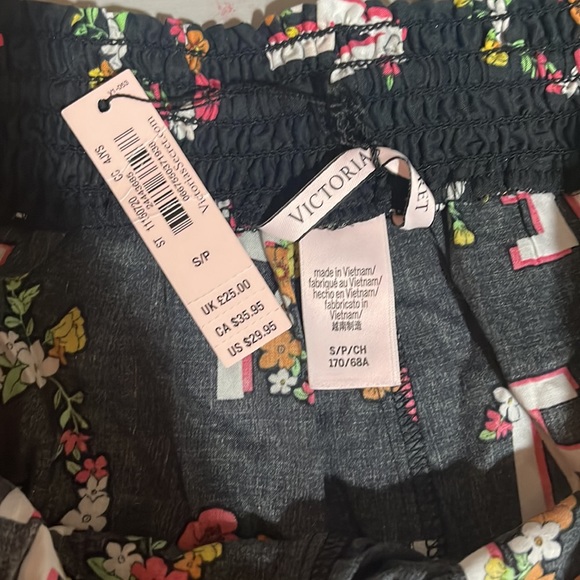 Victor secret PJ shorts - Picture 2 of 3